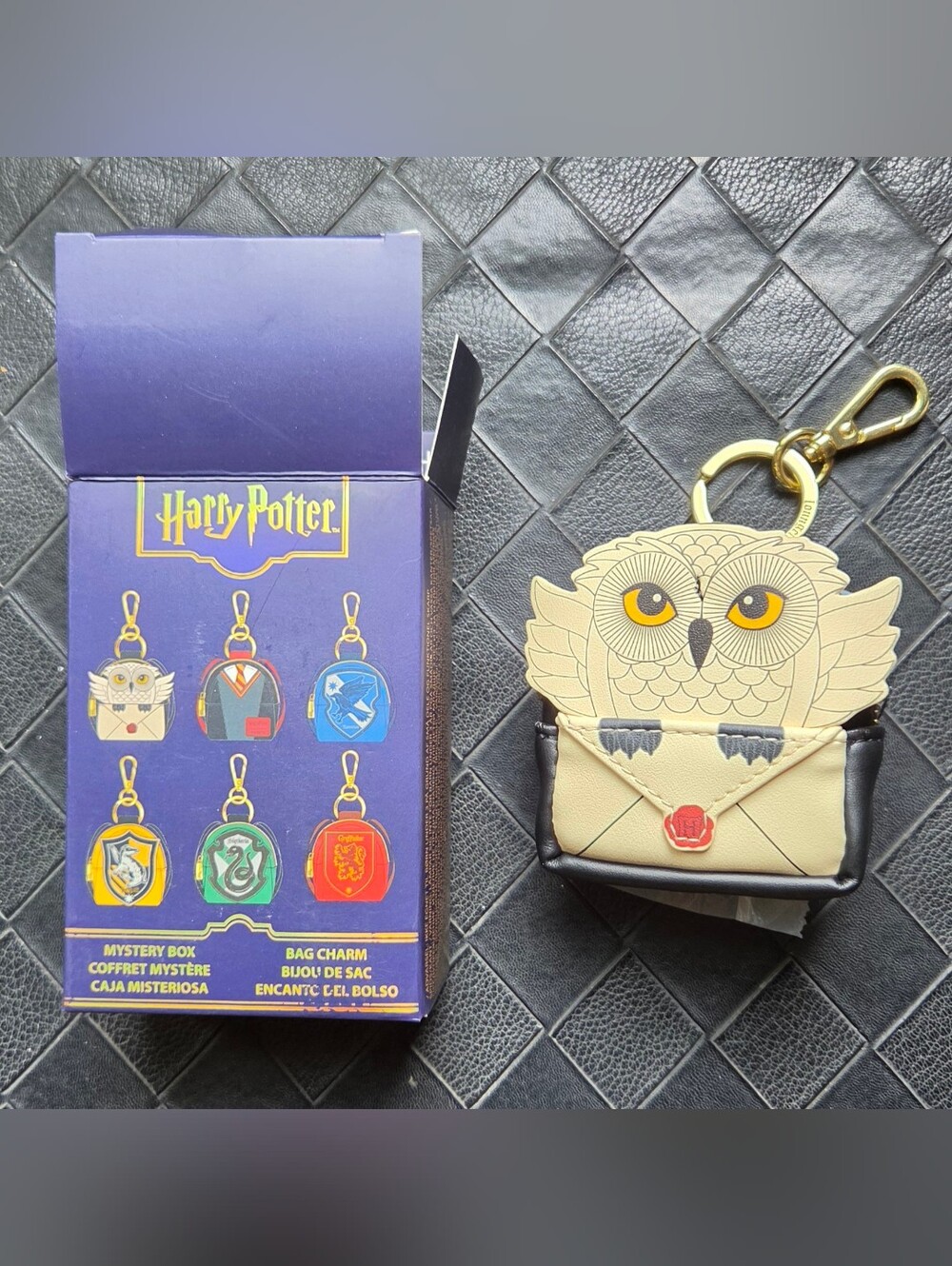 Loungefly Harry Potter Hedwig Mini Backpack Keychain